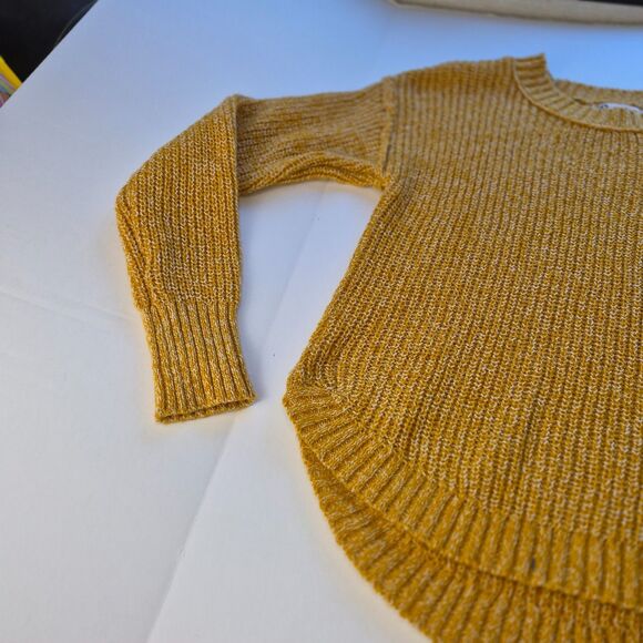 SO Goods For Life Size Small Sweater in Gold - Picture 4 of 9